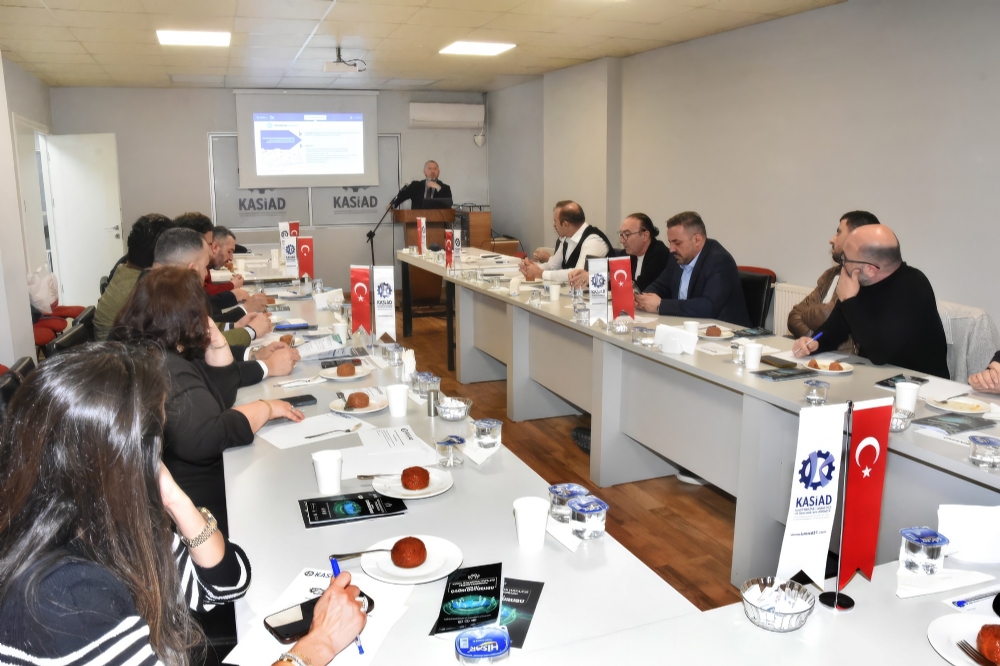 �stanbul�daki �� �nsanlar�na Yerel Kalk�nma Hamlesi Bilgilendirmesi