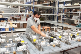 KUZKA'n�n Yal�n �retim Deste�iyle, Fabrikalarda Verimlilik D�nemi Ba�l�yor