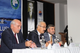 Kalk�nma Bakan� L�tfi ELVAN