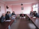 le Toplantlarmz abanz, Eldivan Ve Ortada Devam Etti