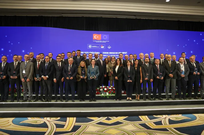 Rekabetçi Sektörler Programı IPA II Kapanış Töreninde, SEANOP Tesisi’ne Takdir Plaketi